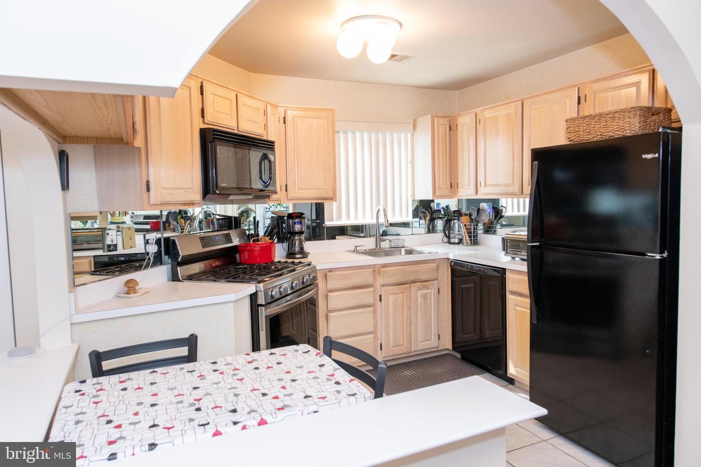 83 Bonnie Gellman Ct #d83 Property Photo 17