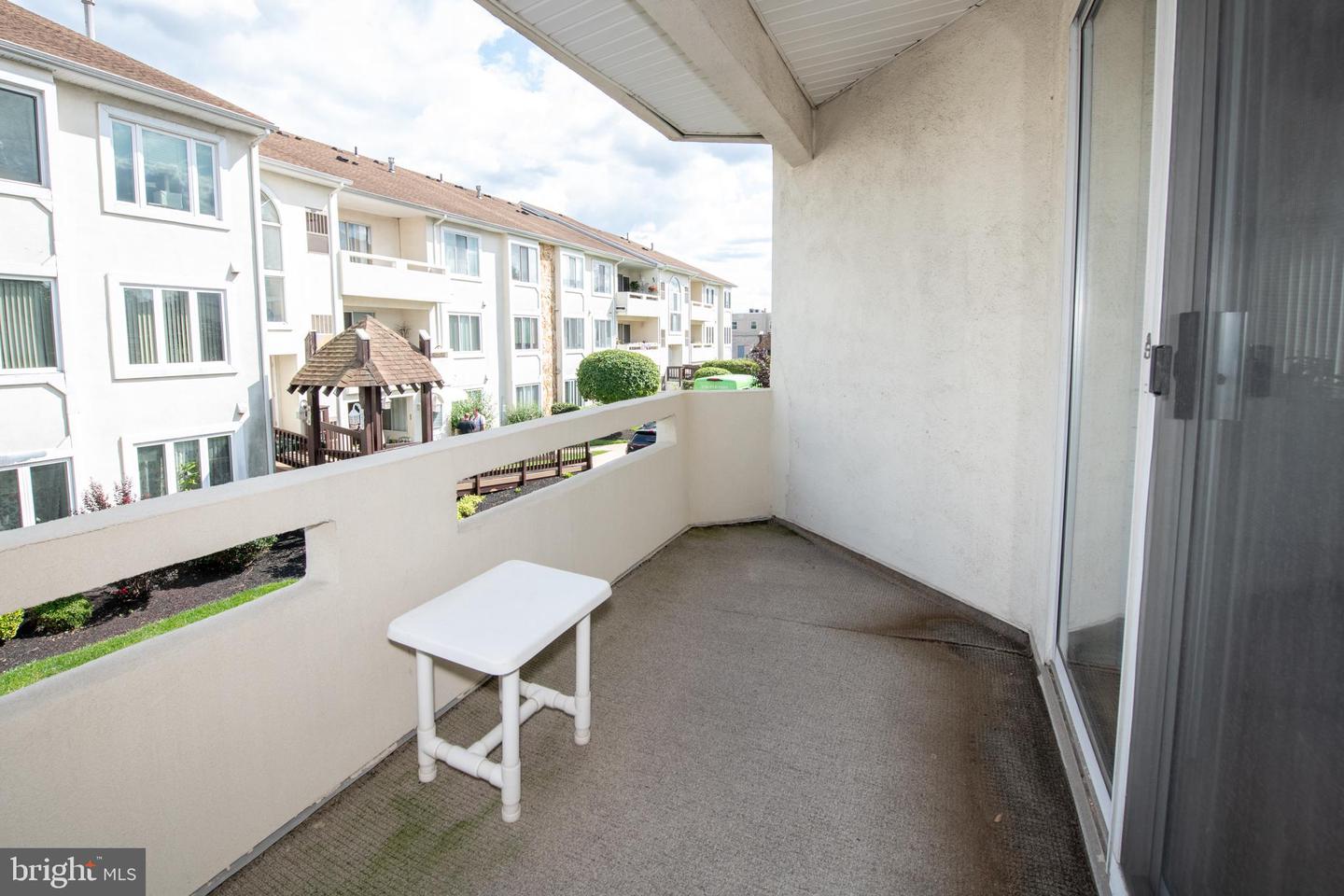 83 Bonnie Gellman Ct #d83 Property Photo 34