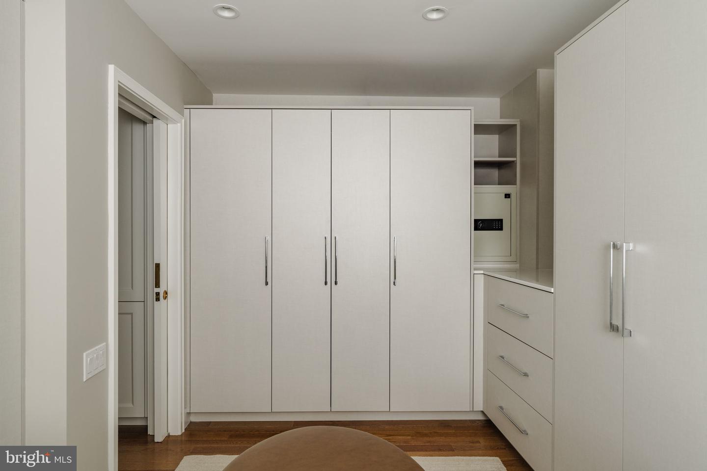 1901 Walnut St #20d Property Photo 44
