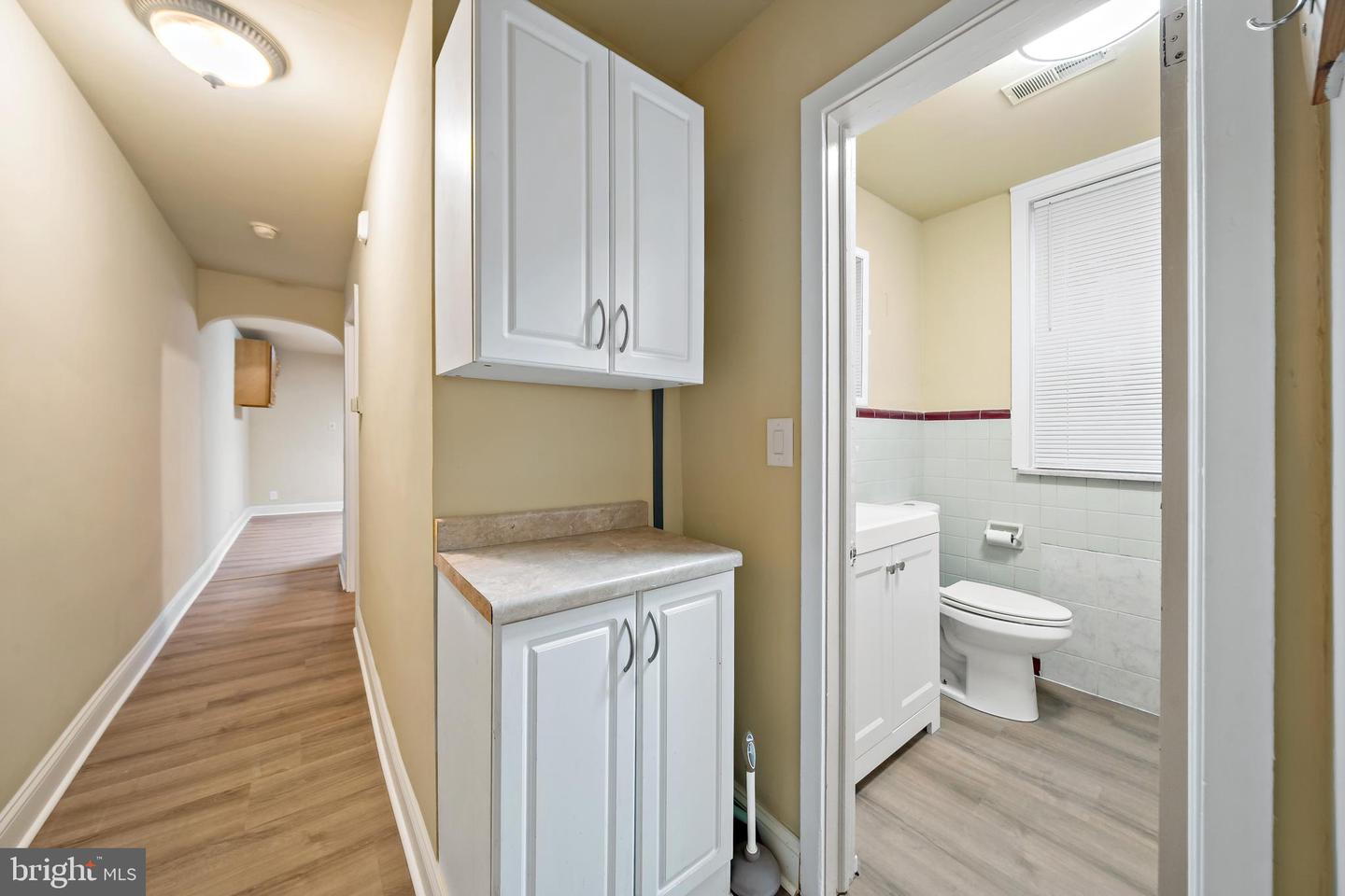 2118 S Broad St Property Photo 8