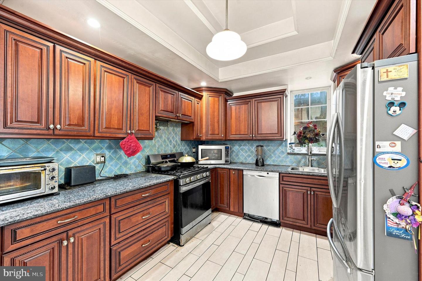5065 Wynnefield Ave Property Photo 10