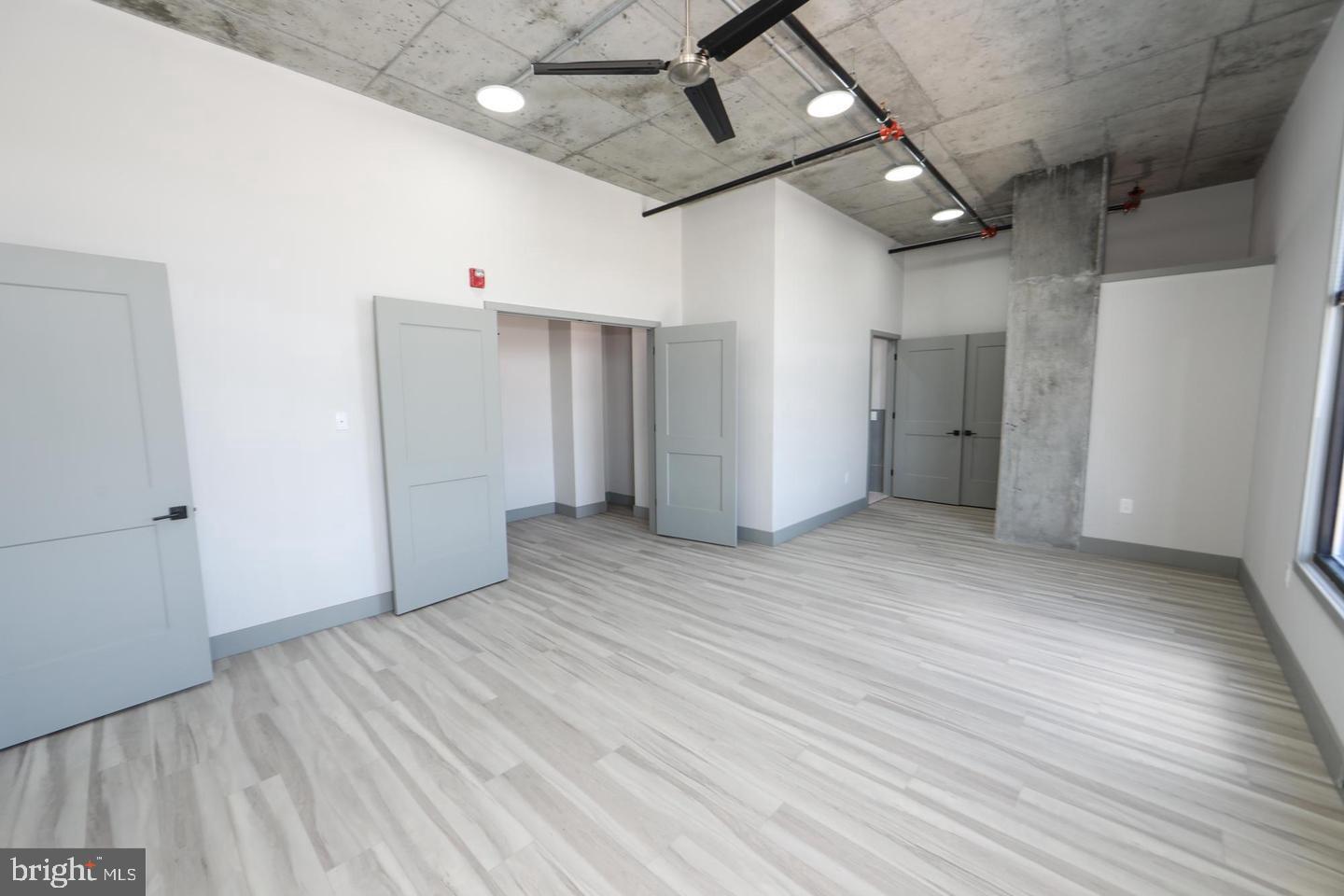1810 E Venango St #103 Property Photo 13