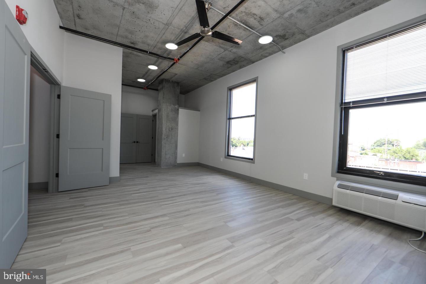 1810 E Venango St #103 Property Photo 14