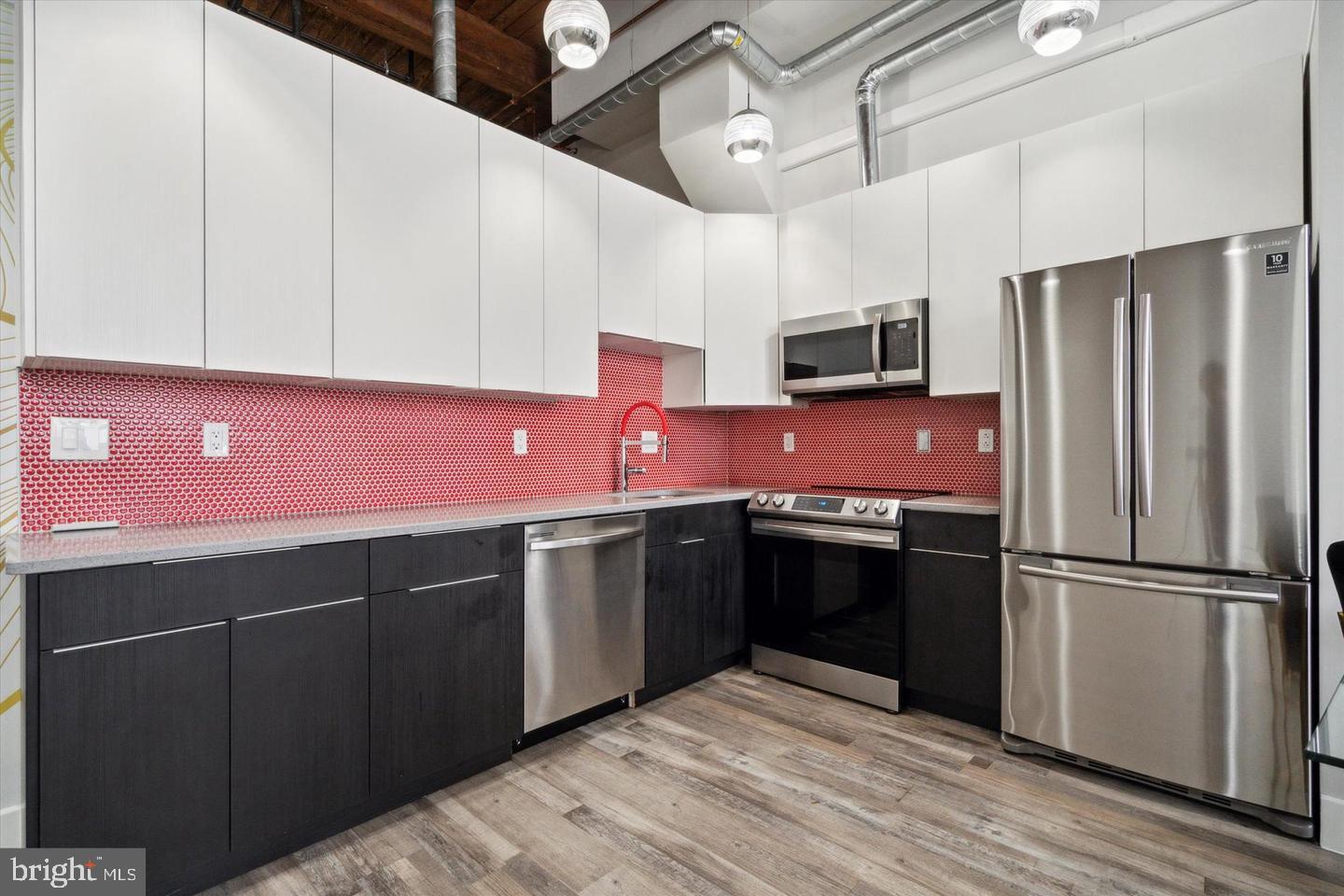 1825 E Atlantic St #107 Property Photo 5