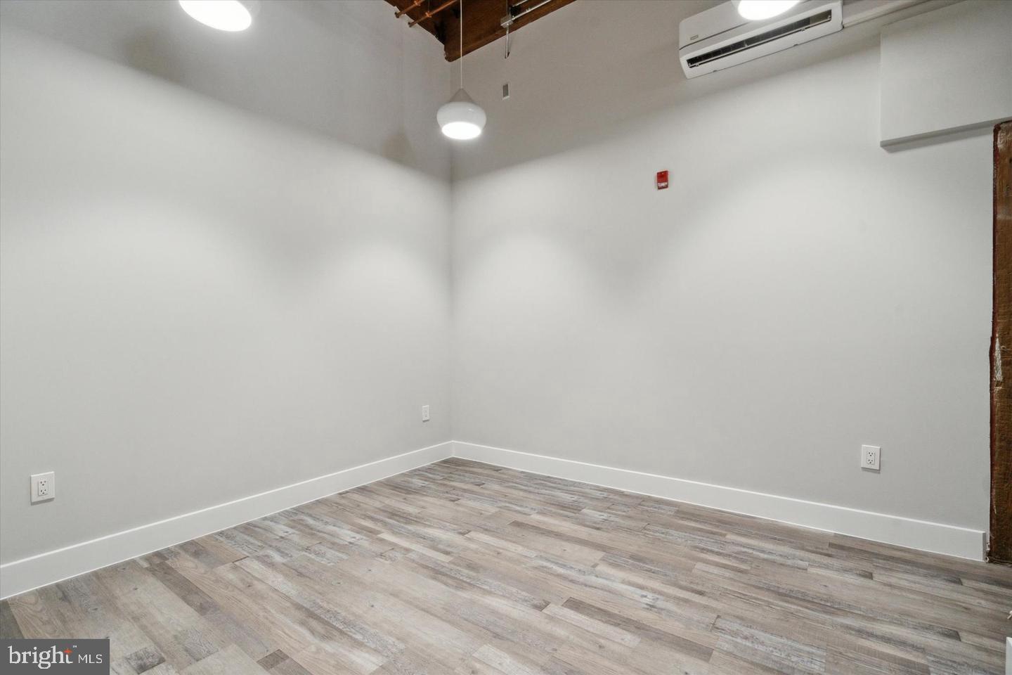 1825 E Atlantic St #107 Property Photo 13