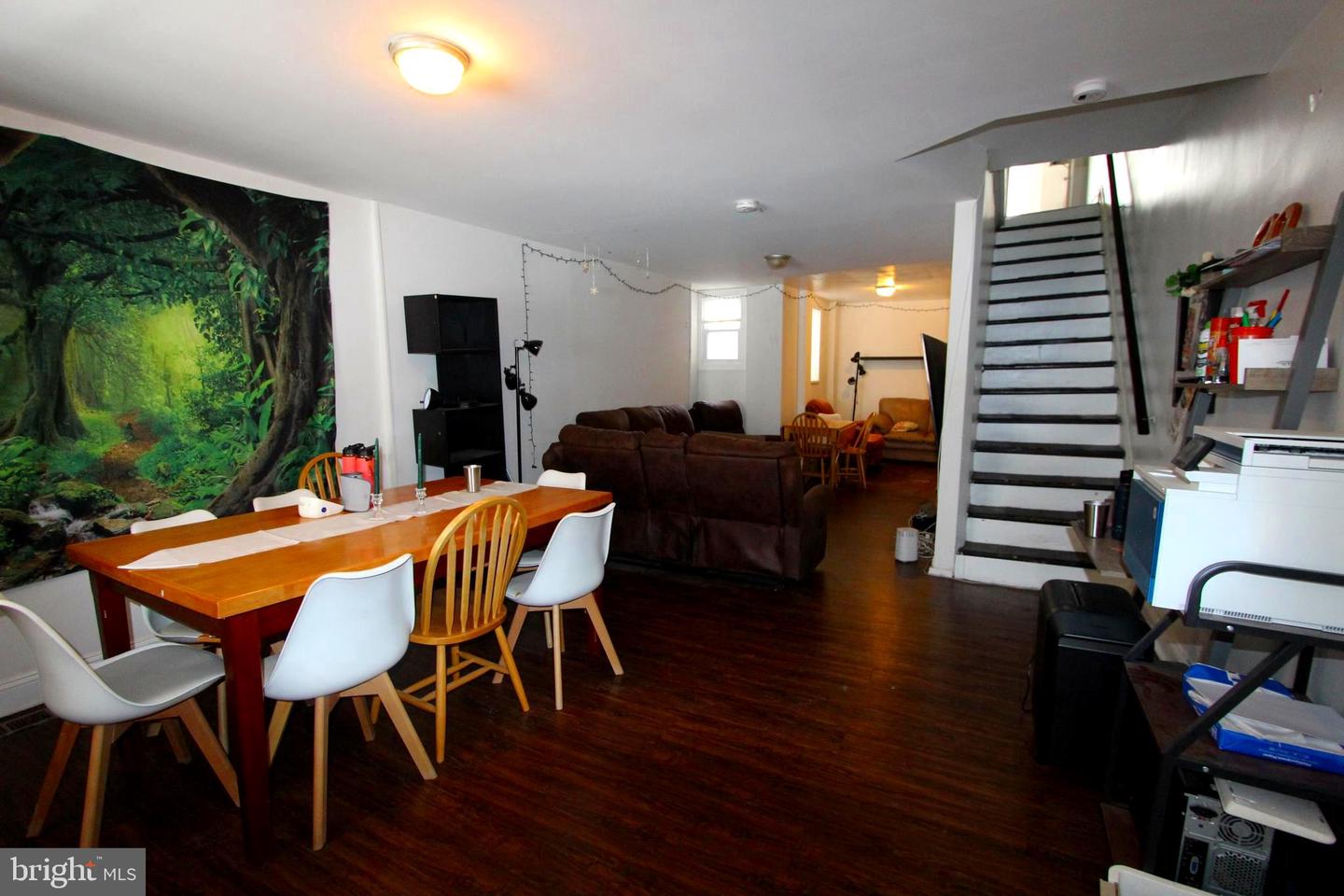 3855 Fairmount Ave Property Photo 2