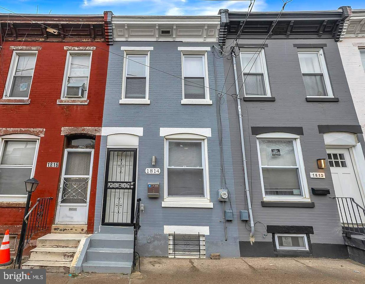 1814 E ALBERT ST Property Photo 1