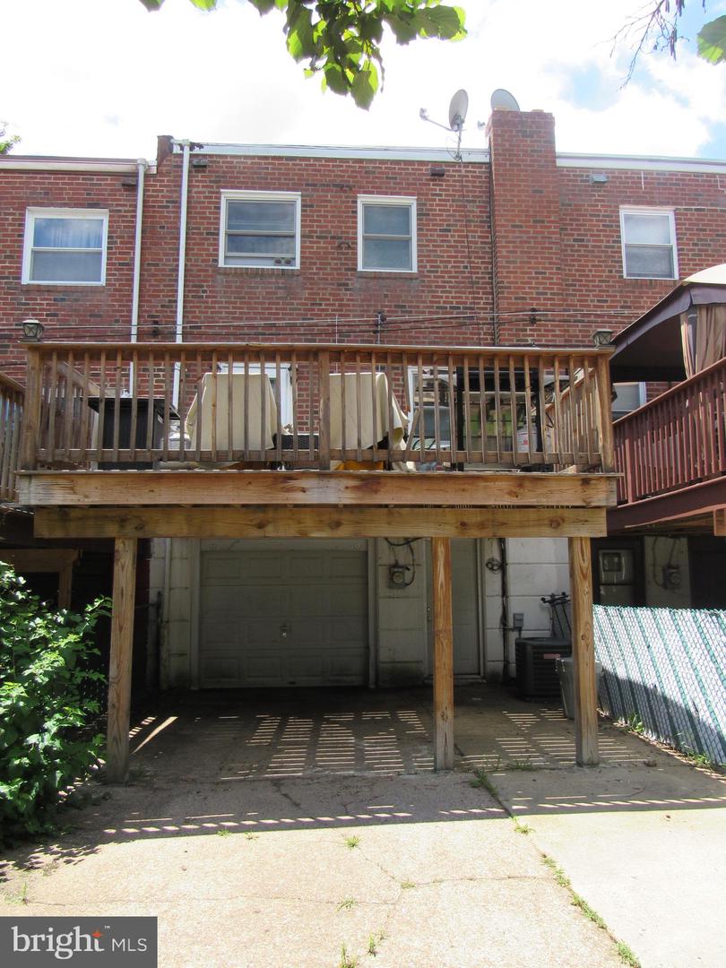 2839 Maxwell St Property Photo 17