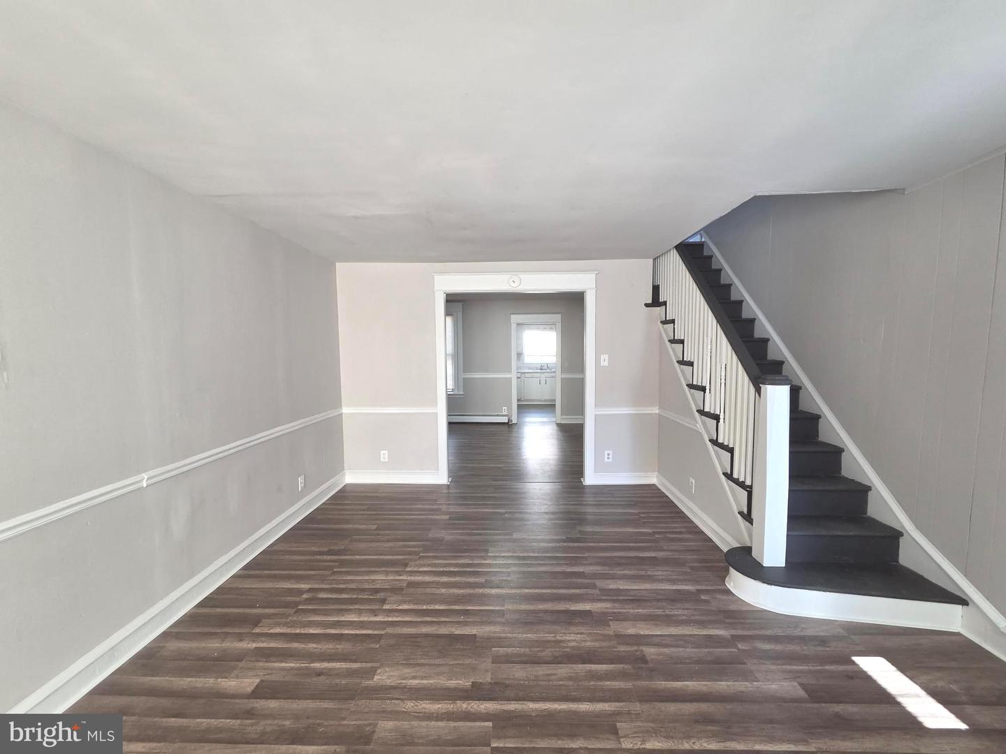 4020 Howland St Property Photo 3