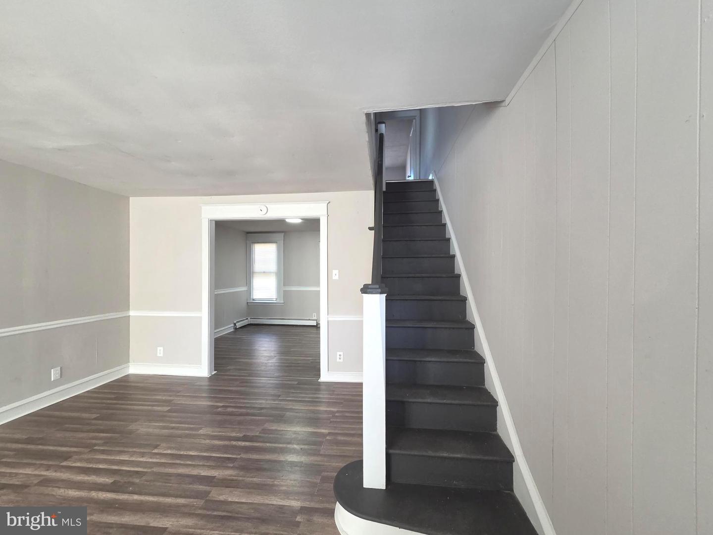 4020 Howland St Property Photo 10