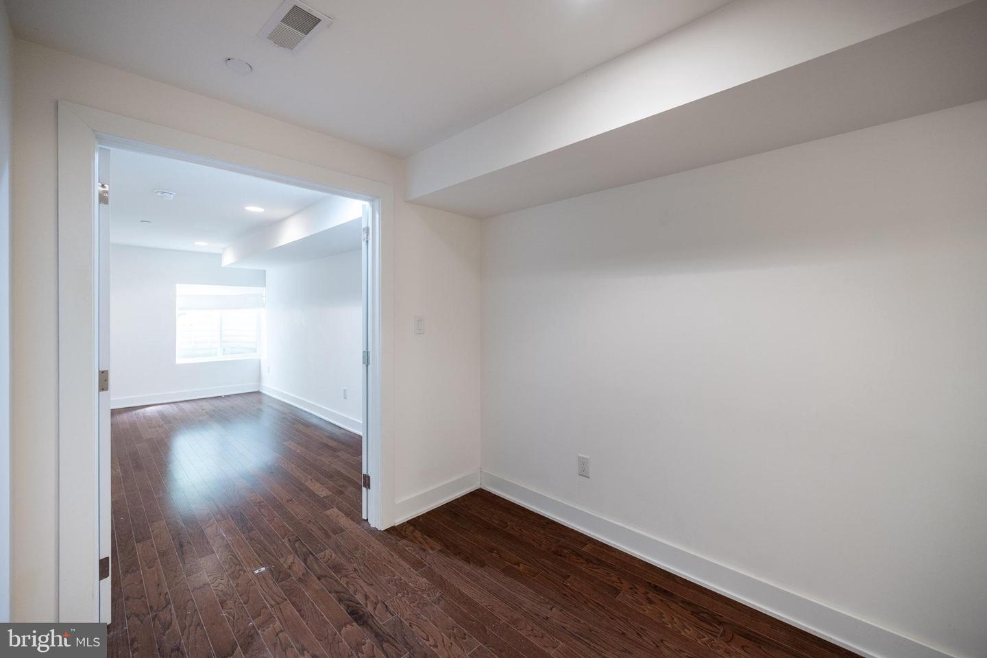 1441 S Bouvier St Property Photo 16