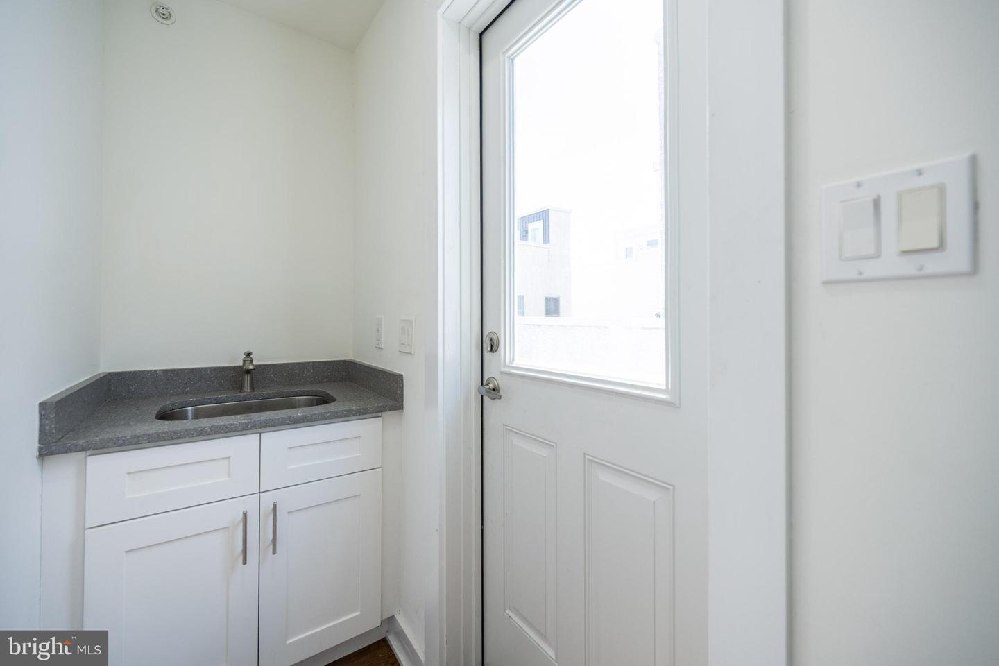 1441 S Bouvier St Property Photo 35