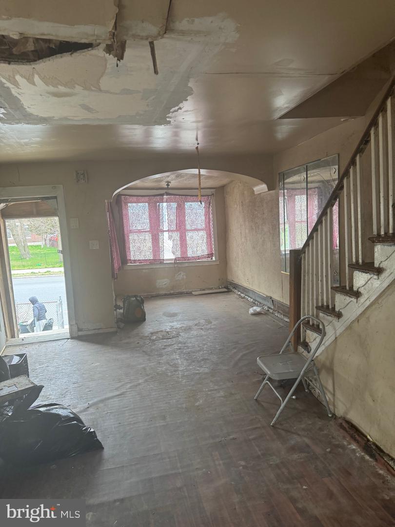 5024 Ogontz Ave Property Photo 5