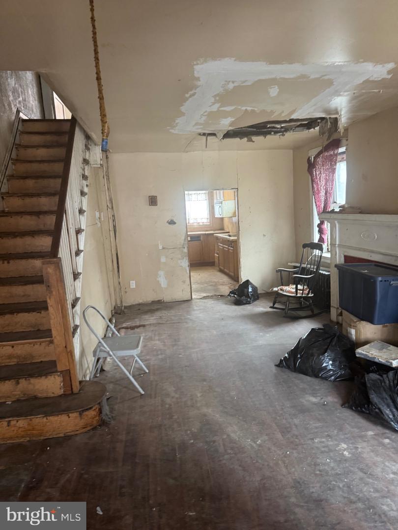 5024 Ogontz Ave Property Photo 6