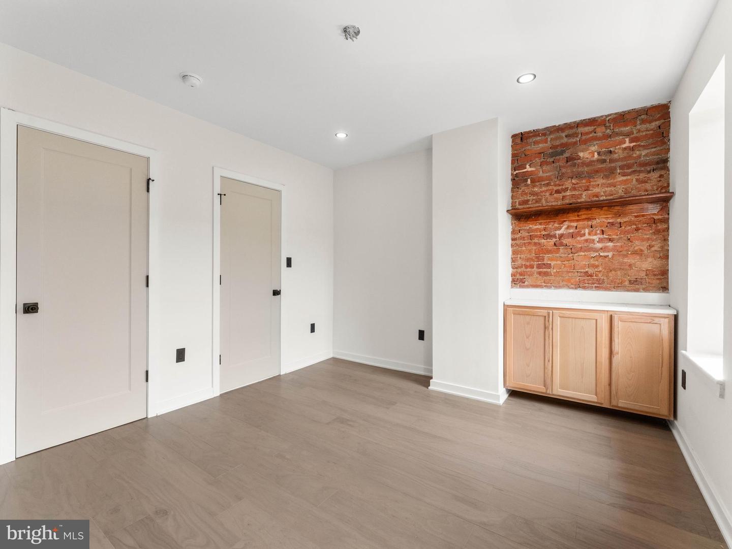 1809 S Chadwick St Property Photo 12
