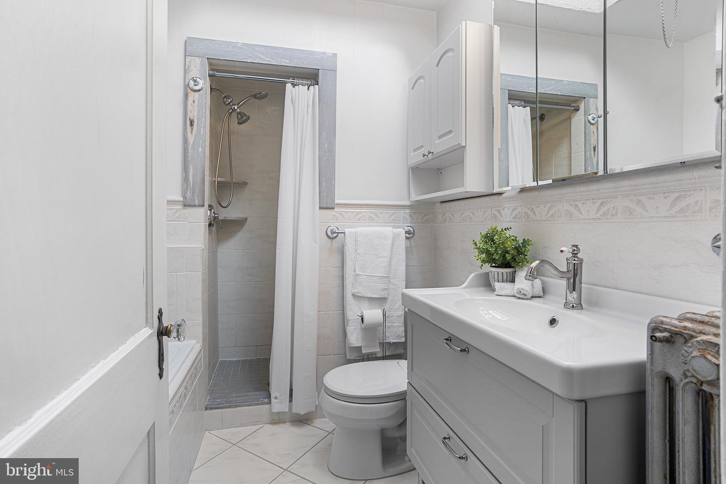 660 Wendover St Property Photo 14