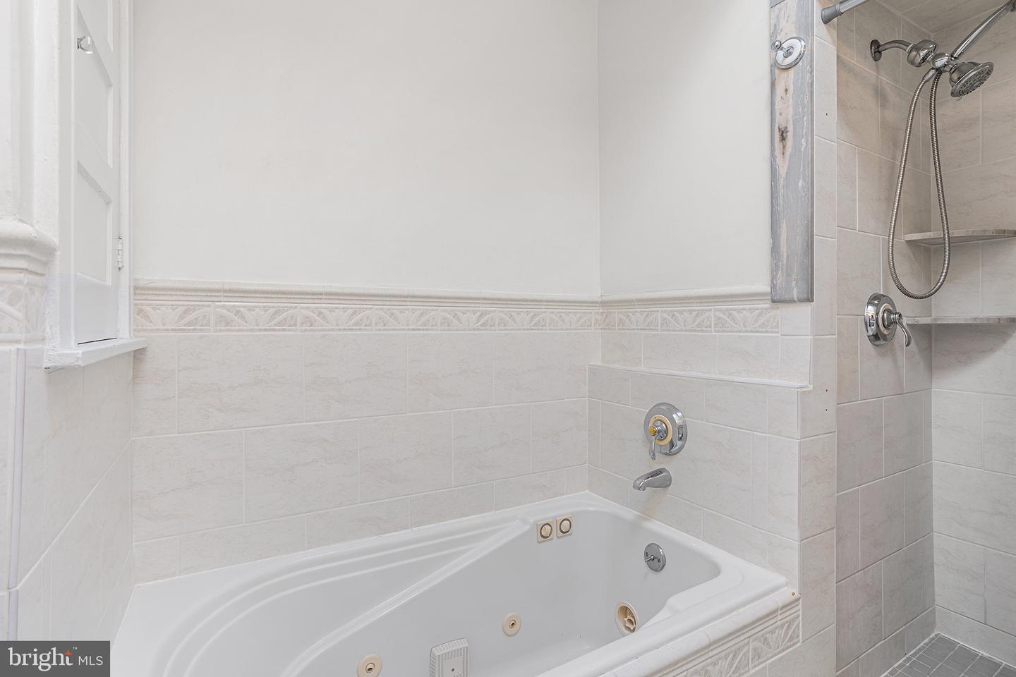 660 Wendover St Property Photo 15