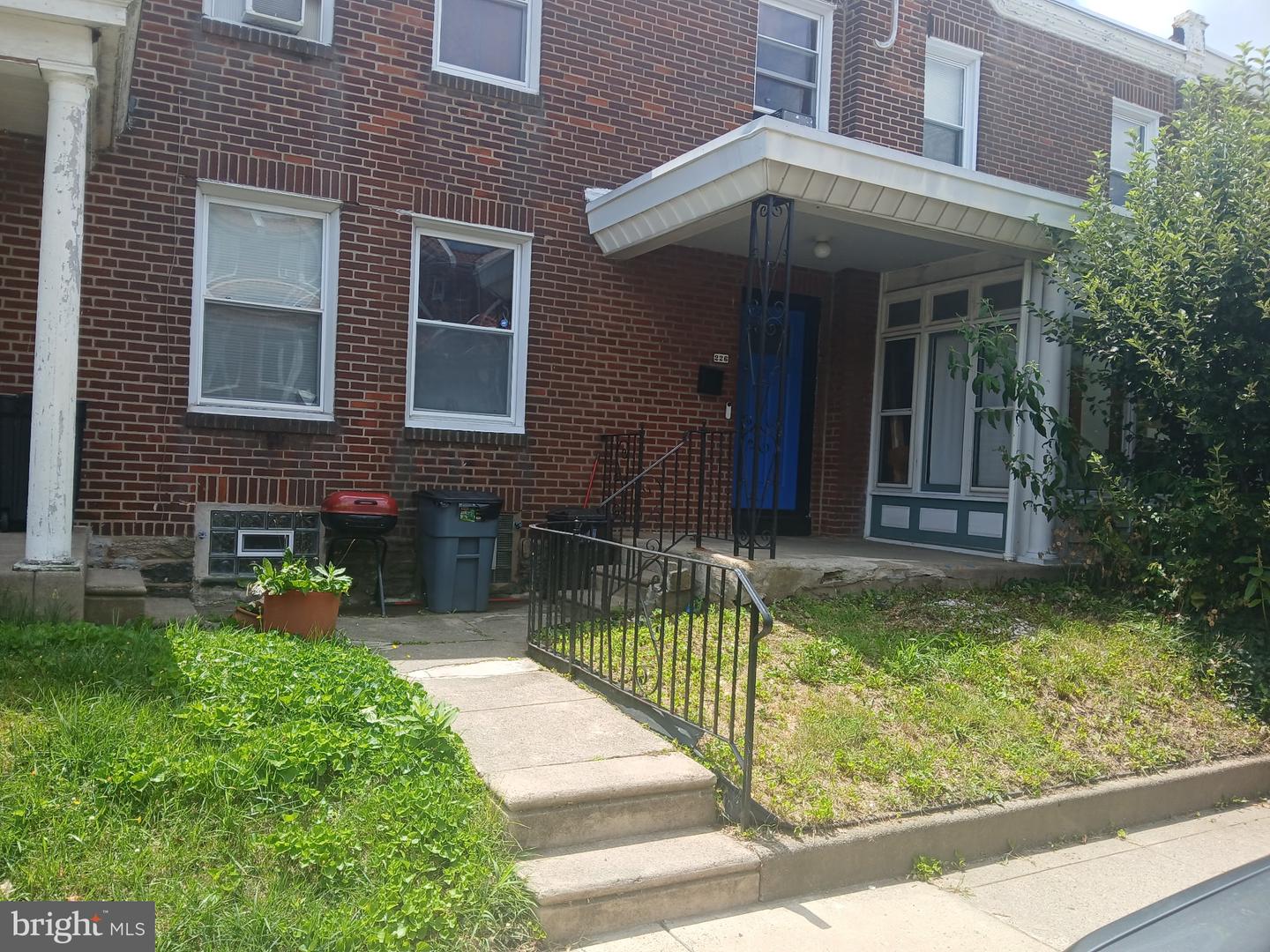 226 W Laveer St Property Photo 1