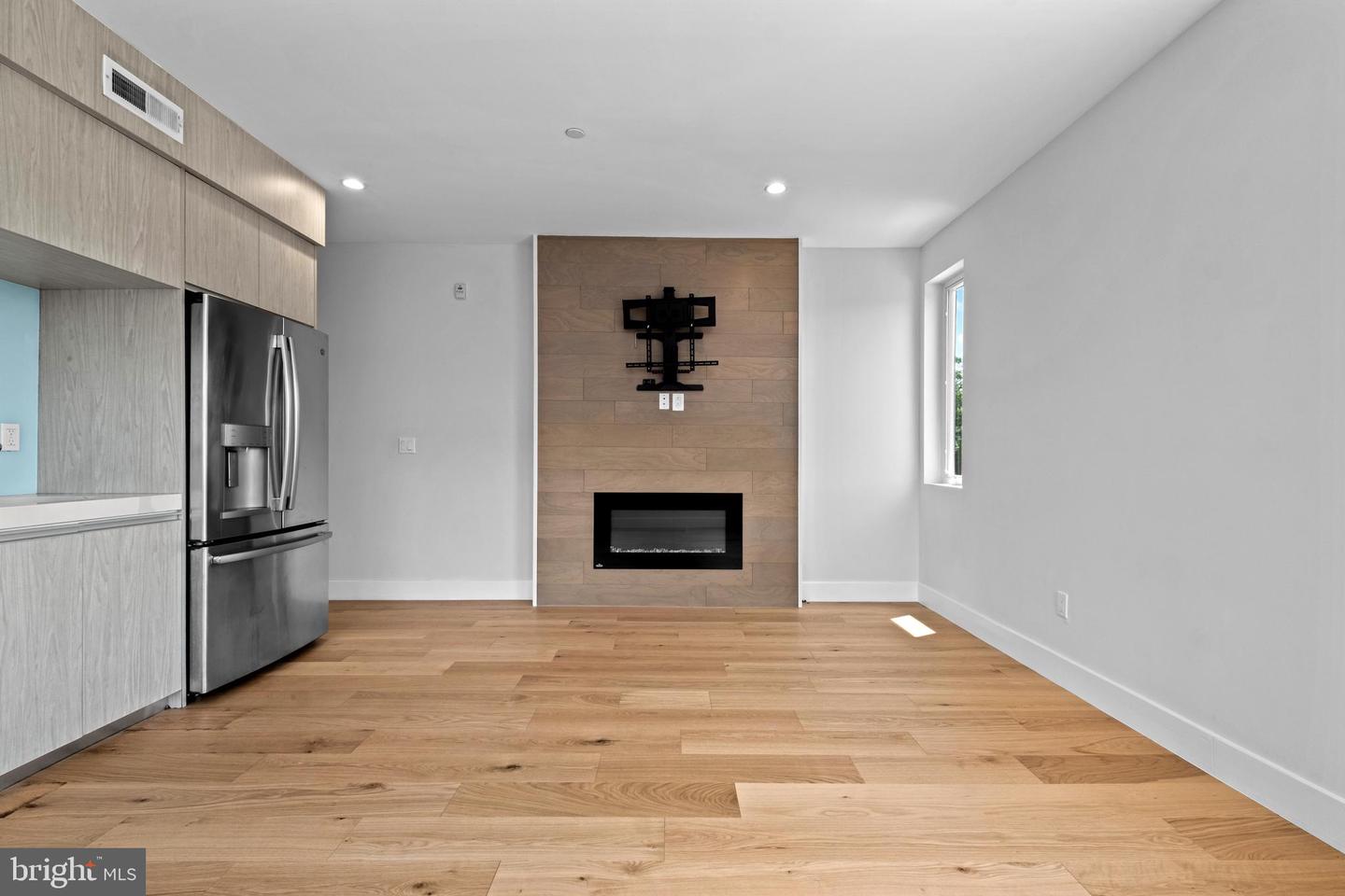 1405-21 Frankford Ave #311 Property Photo 5