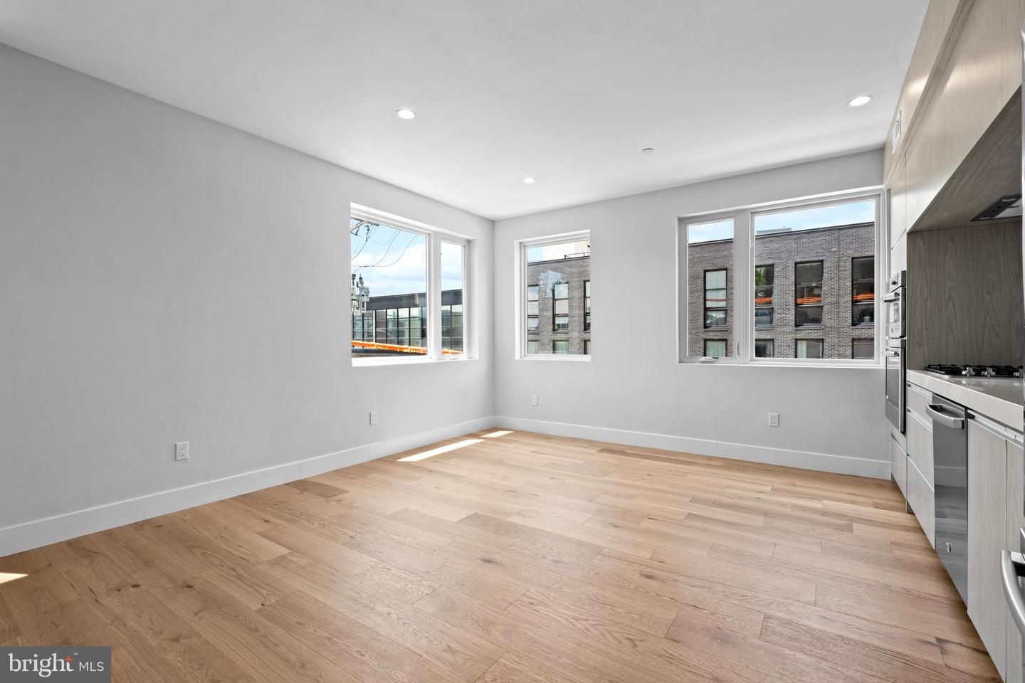 1405-21 Frankford Ave #311 Property Photo 7
