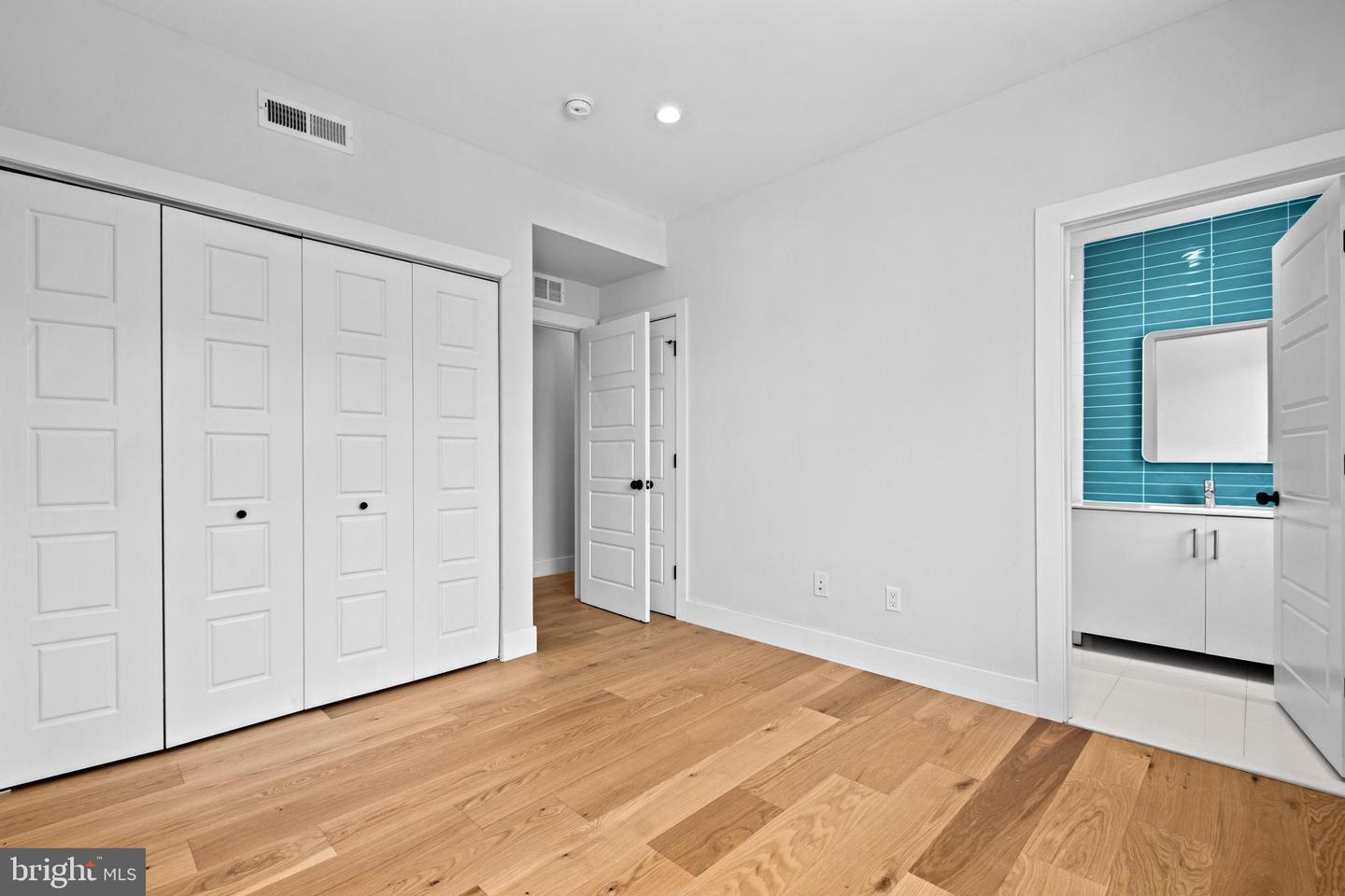 1405-21 Frankford Ave #311 Property Photo 12