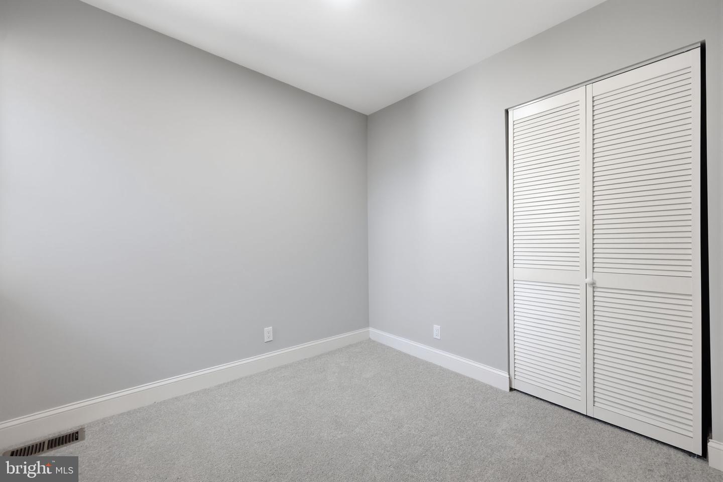 1716 S Chadwick St Property Photo 17