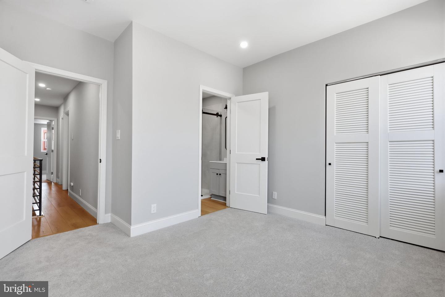 1716 S Chadwick St Property Photo 19