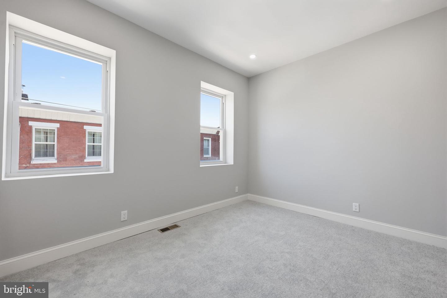 1716 S Chadwick St Property Photo 26