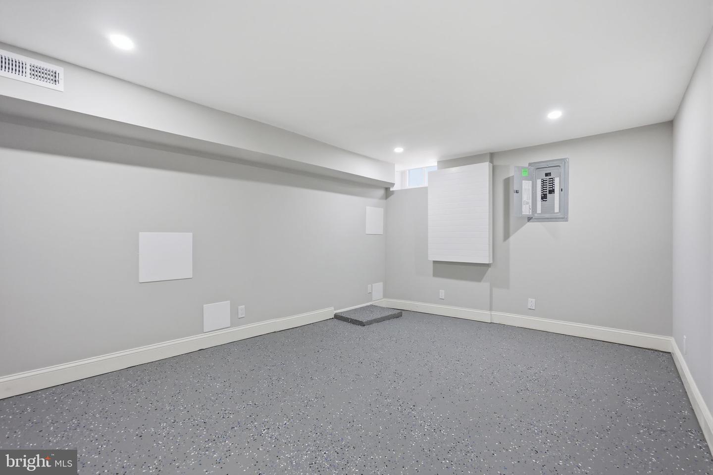 1716 S Chadwick St Property Photo 27