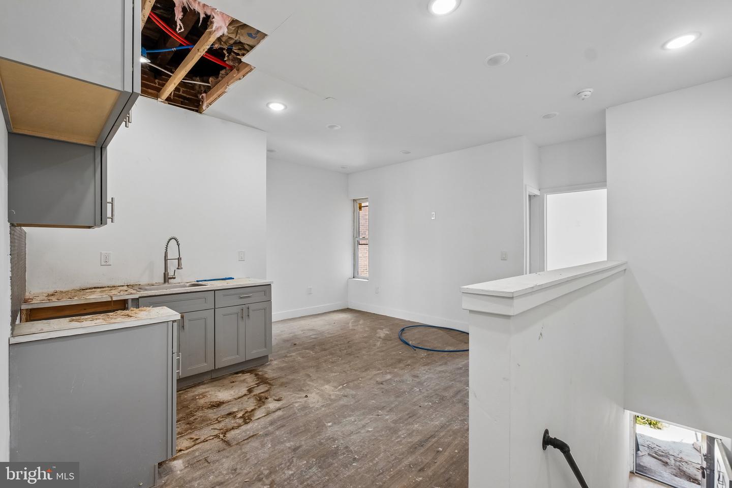 1613 W Erie Ave Property Photo 13