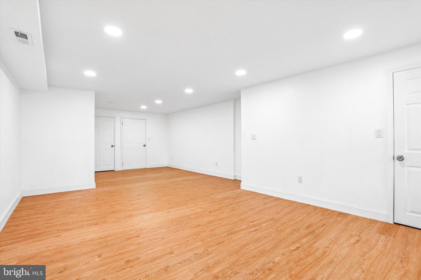3516 Sunnyside Ave Property Photo 34