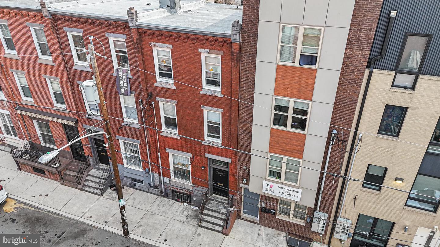 1811 Bouvier St Property Photo 1