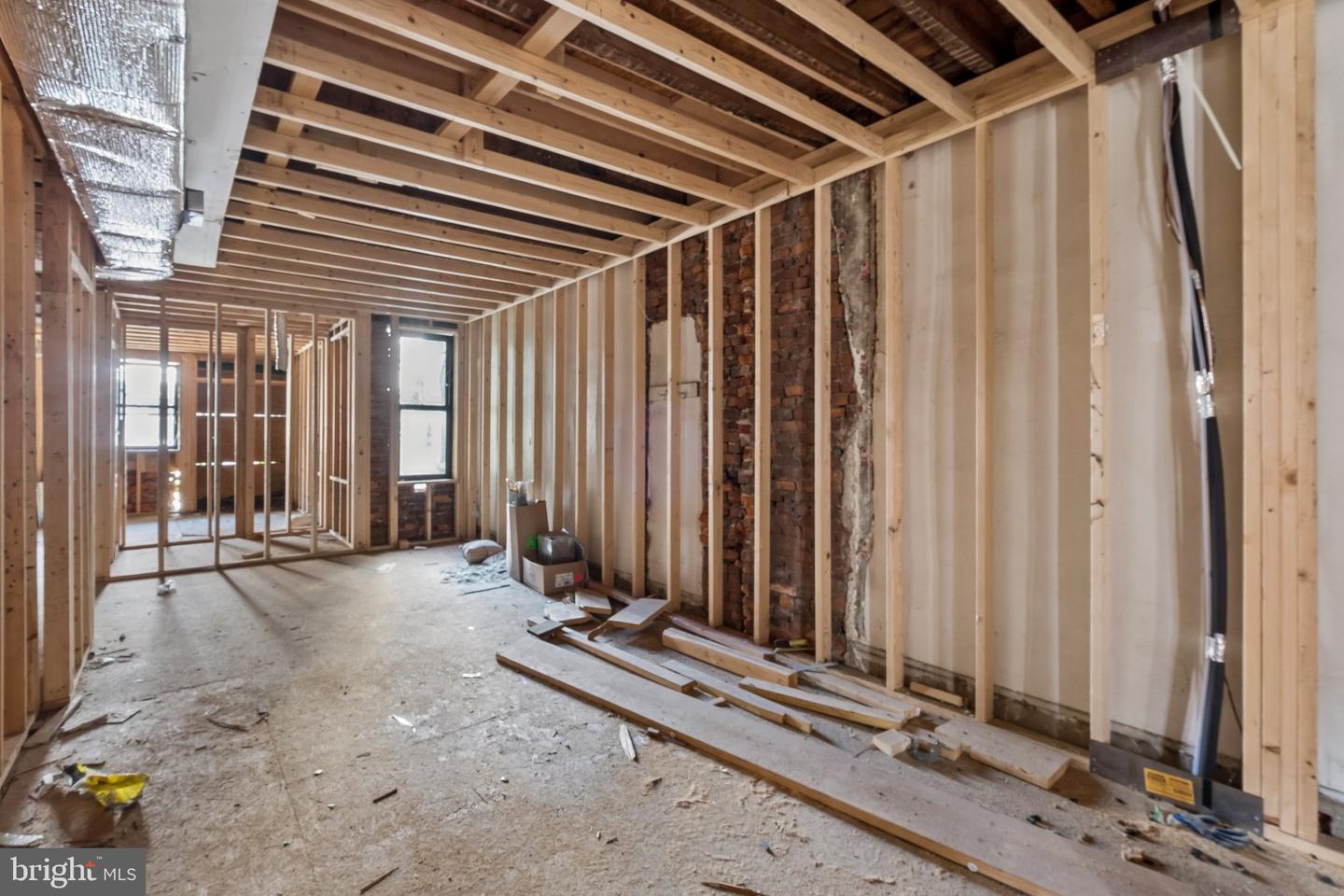 3333 W Huntingdon St Property Photo 5