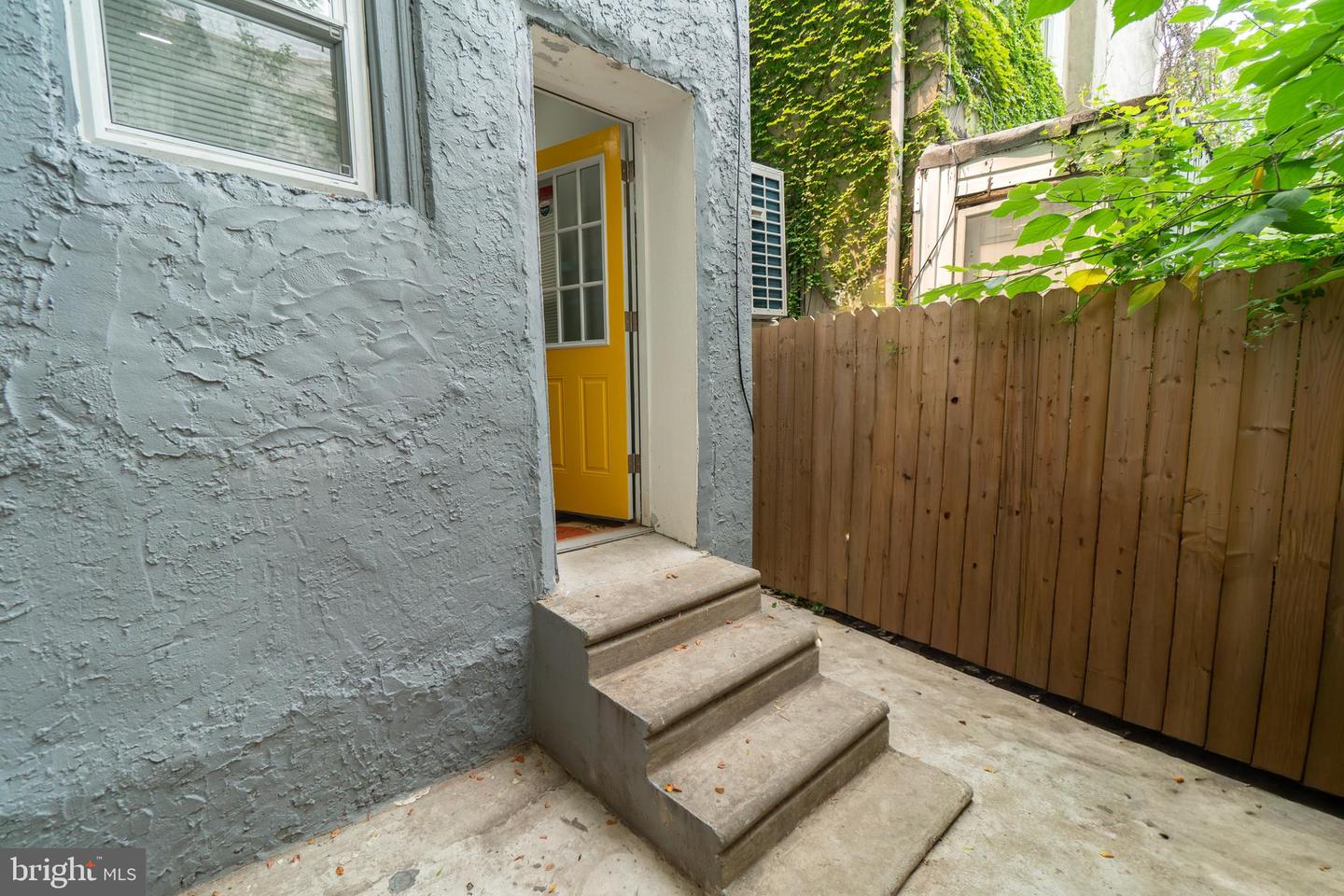2539 N Newkirk St Property Photo 35