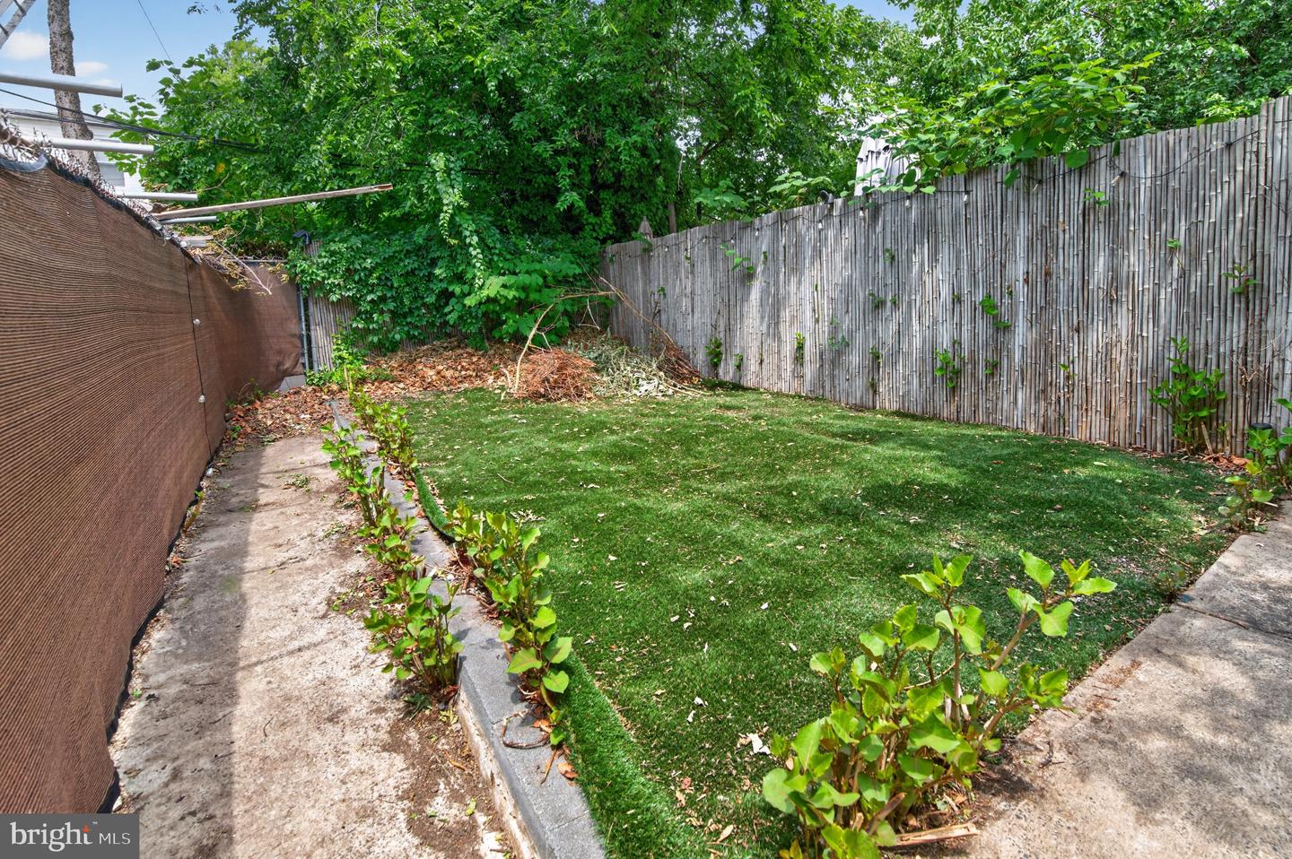 34 S 53rd St Property Photo 3