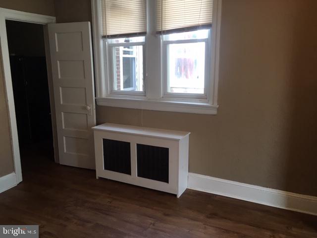 703 W Annsbury St #2nd Floor Apartment Property Photo 11