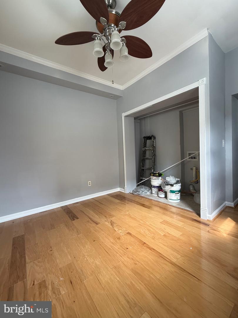 3183 Gaul St Property Photo 14