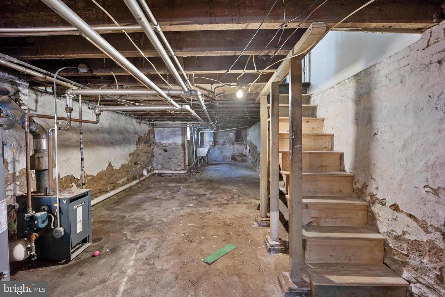 22 E Pastorius St Property Photo 28