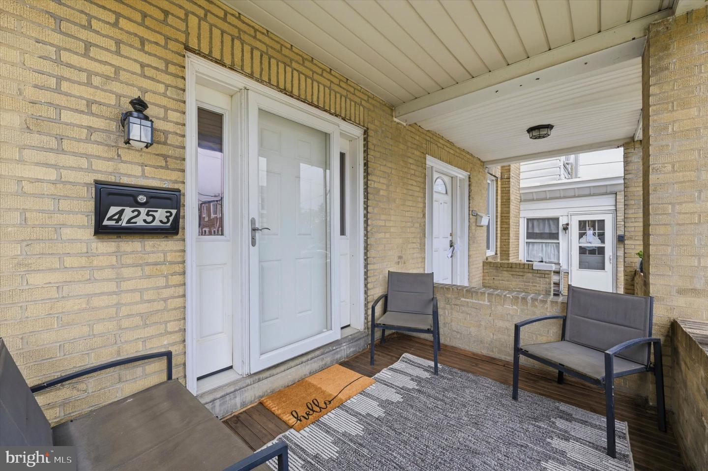 4253 Houghton St Property Photo 1