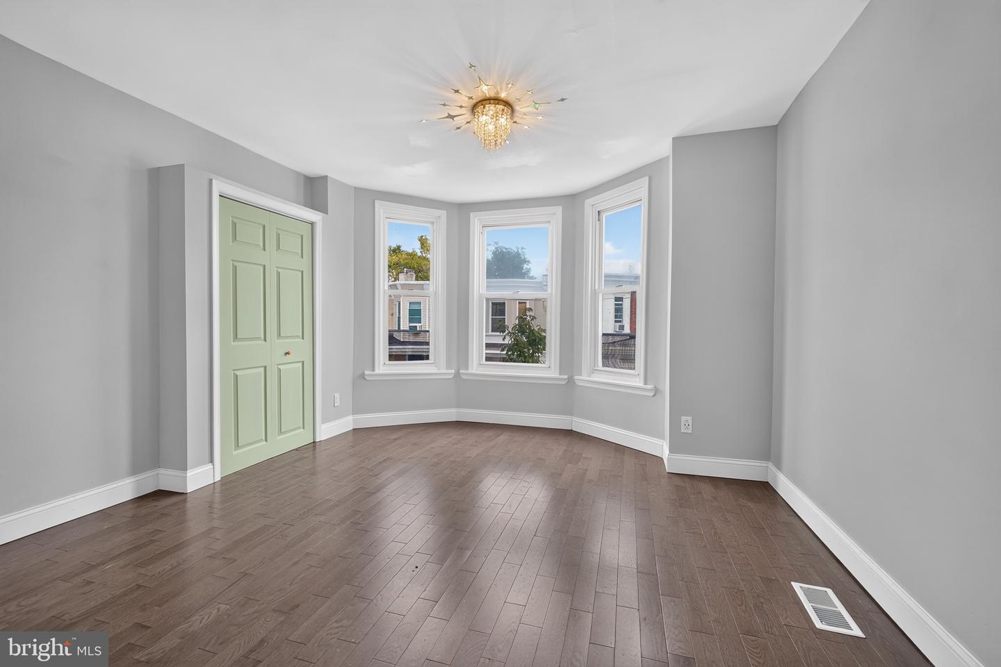 6114 Chancellor St Property Photo 16