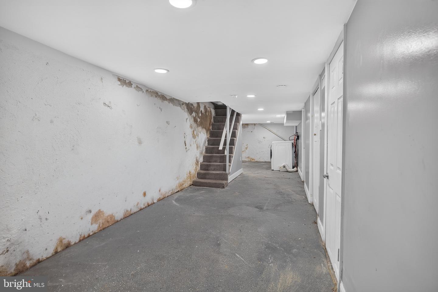 6114 Chancellor St Property Photo 32