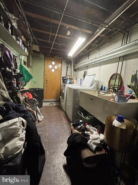 4543 Loring St Property Photo 9
