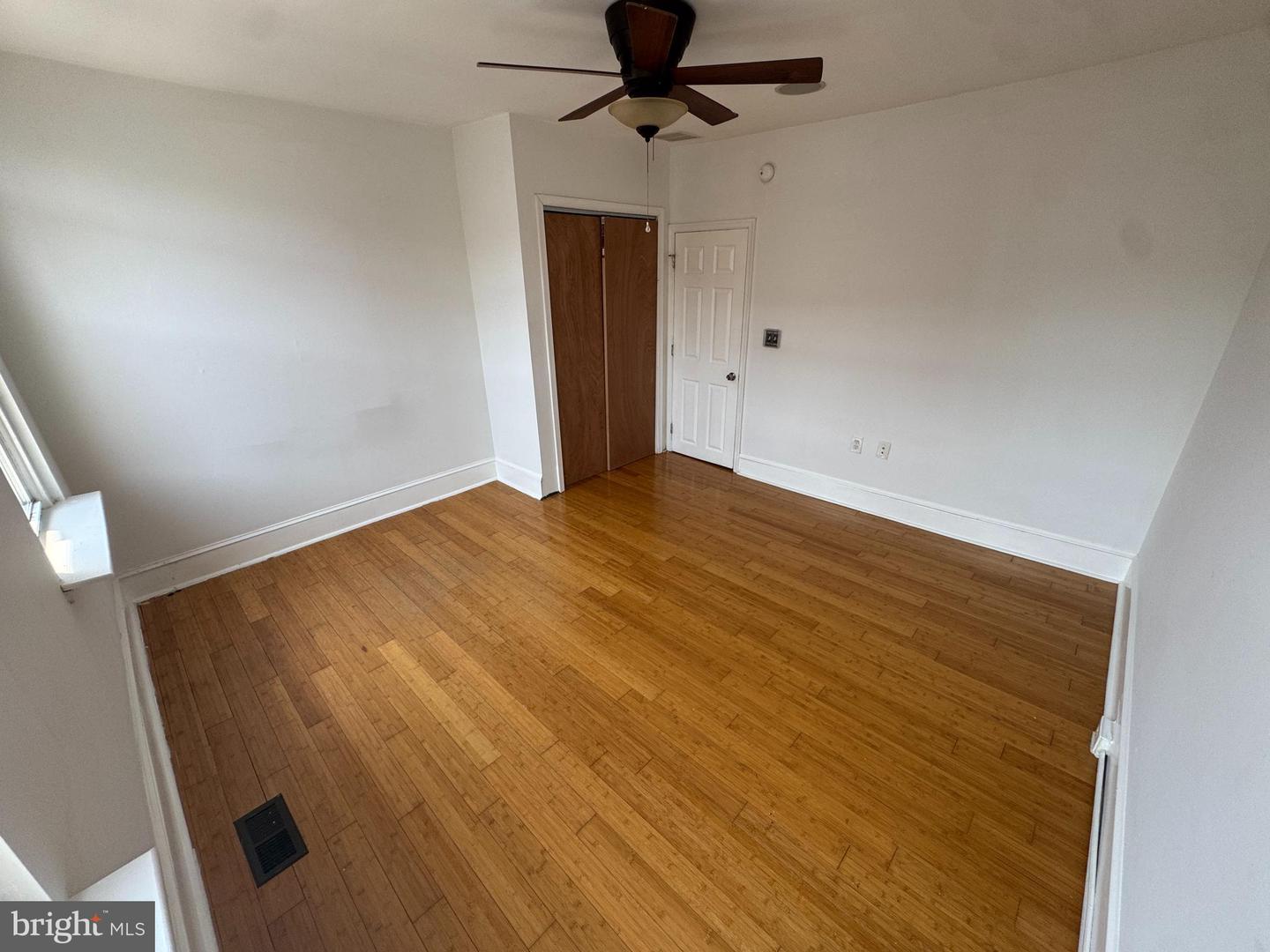 2444 S Fairhill St Property Photo 12
