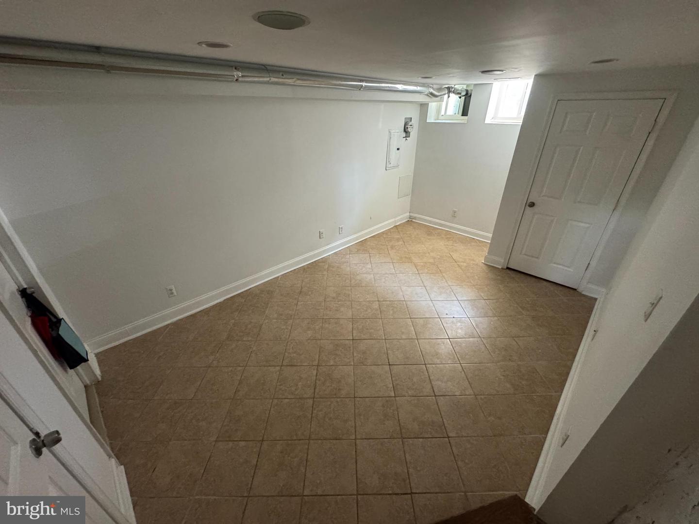 2444 S Fairhill St Property Photo 15