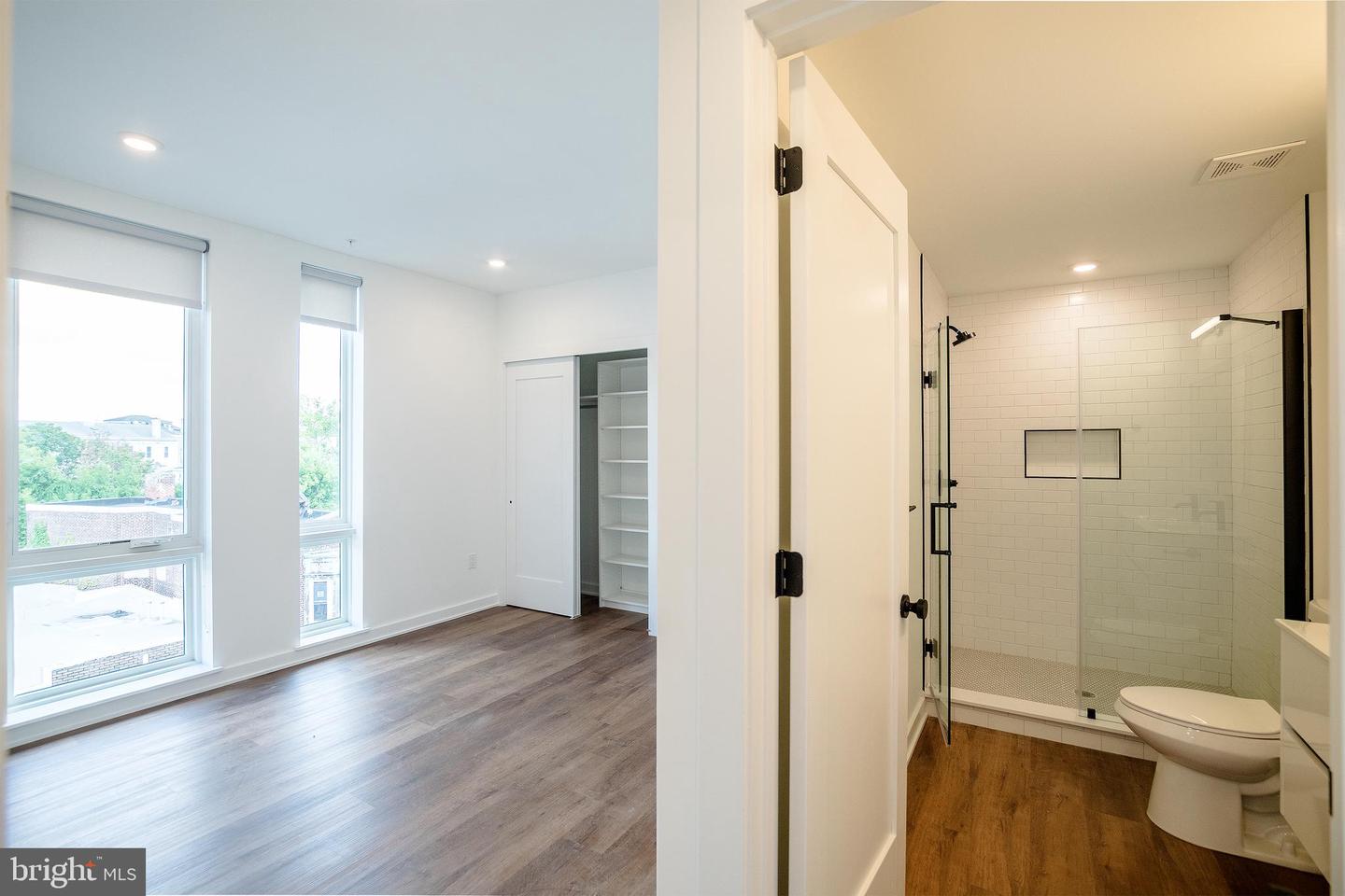 5904 Germantown Ave #401 Property Photo 12