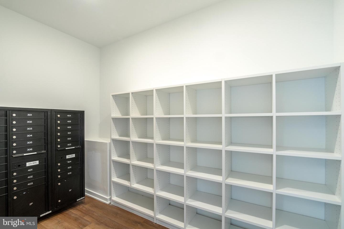 5904 Germantown Ave #401 Property Photo 25