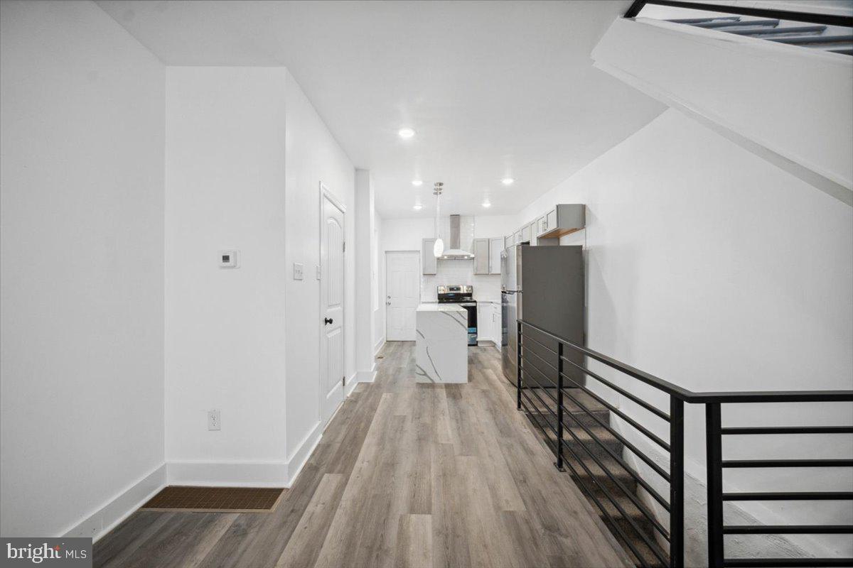 427 W Shunk St Property Photo 10