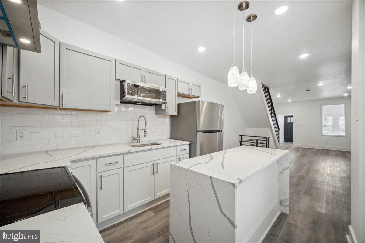 427 W Shunk St Property Photo 16