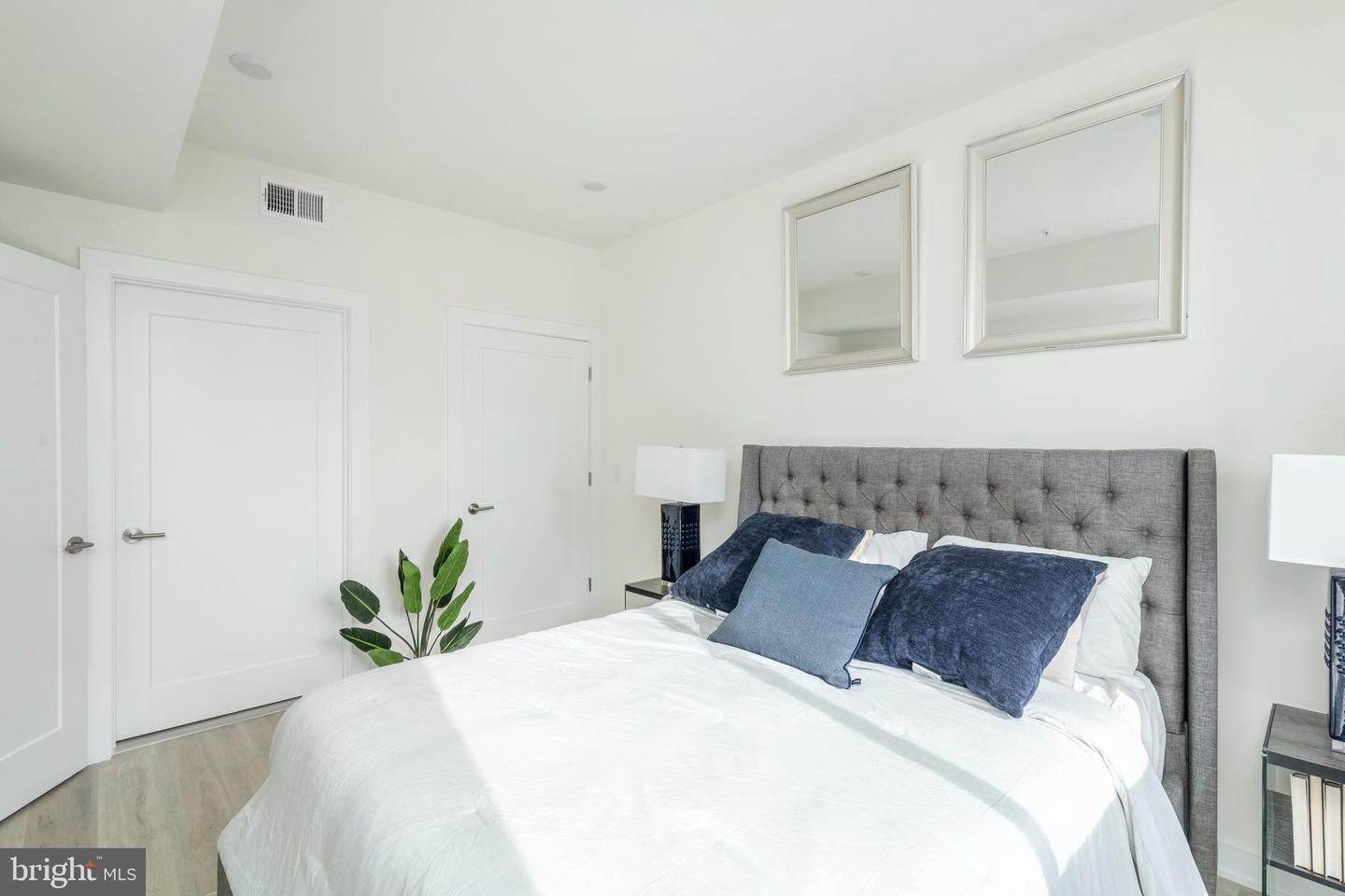 2709 Cecil B Moore Ave #104 Property Photo 15