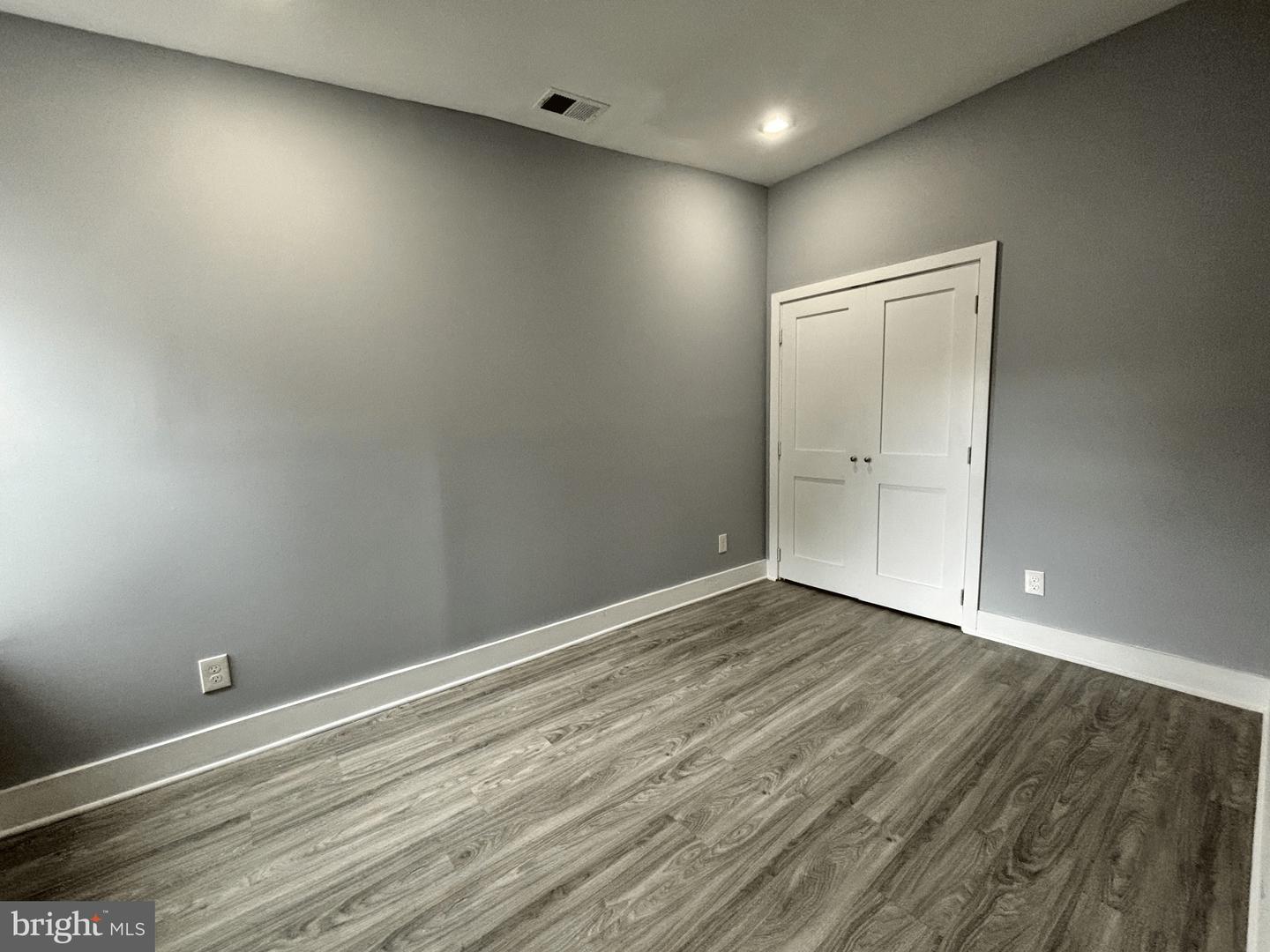 1522 N Willington St Property Photo 5